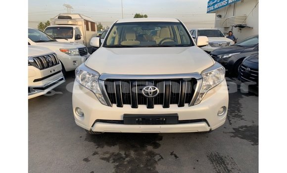 Buy Import Toyota Prado White Car in Import - Dubai in Dhufar Buy Import Toyota Prado White Car in Import - Dubai in Dhufar