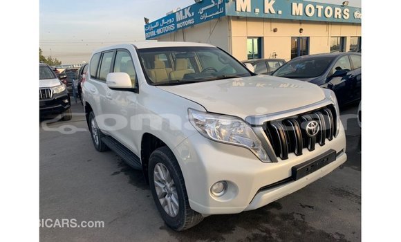 Buy Import Toyota Prado White Car in Import - Dubai in Dhufar Buy Import Toyota Prado White Car in Import - Dubai in Dhufar