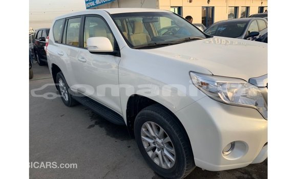 Buy Import Toyota Prado White Car in Import - Dubai in Dhufar Buy Import Toyota Prado White Car in Import - Dubai in Dhufar