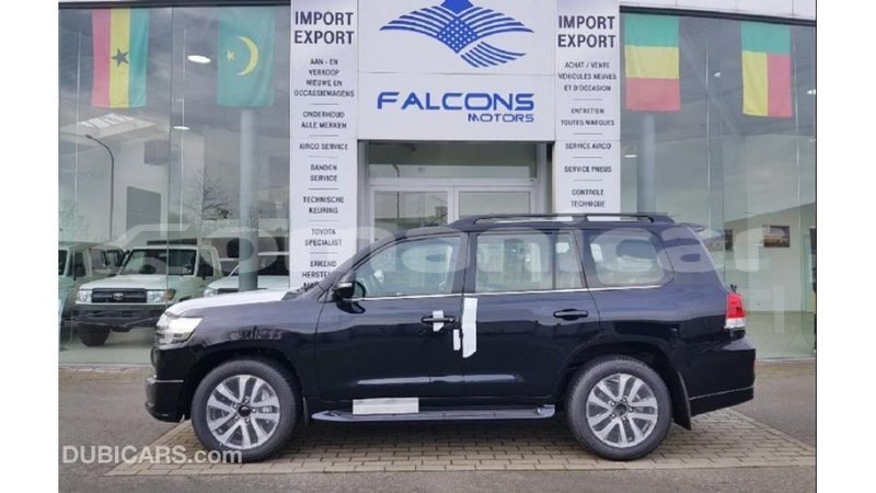 Big with watermark toyota land cruiser dhufar import dubai 2644