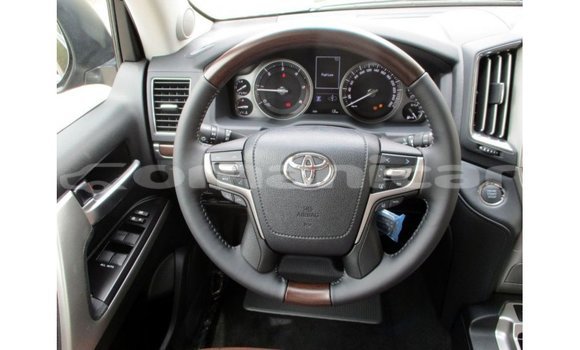 Buy Import Toyota Land Cruiser Black Car in Import - Dubai in Dhufar Buy Import Toyota Land Cruiser Black Car in Import - Dubai in Dhufar