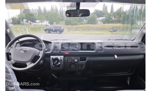 Buy Import Toyota Hiace White Car in Import - Dubai in Dhufar Buy Import Toyota Hiace White Car in Import - Dubai in Dhufar