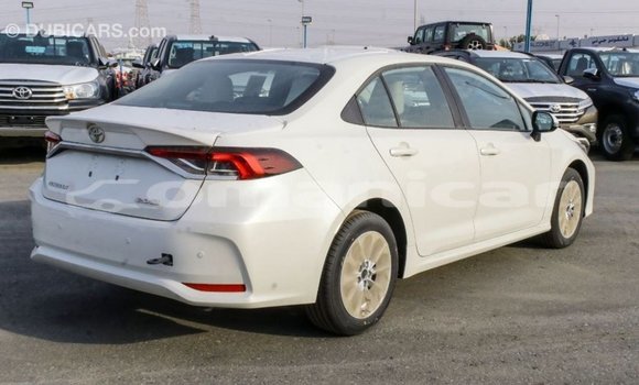 Buy Import Toyota Corolla White Car in Import - Dubai in Dhufar Buy Import Toyota Corolla White Car in Import - Dubai in Dhufar