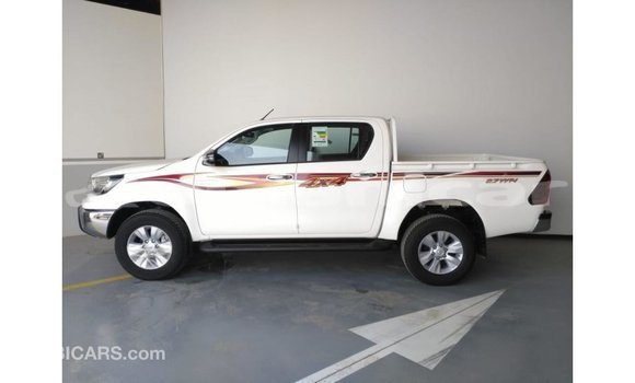 Buy Import Toyota Hilux White Car in Import - Dubai in Dhufar Buy Import Toyota Hilux White Car in Import - Dubai in Dhufar