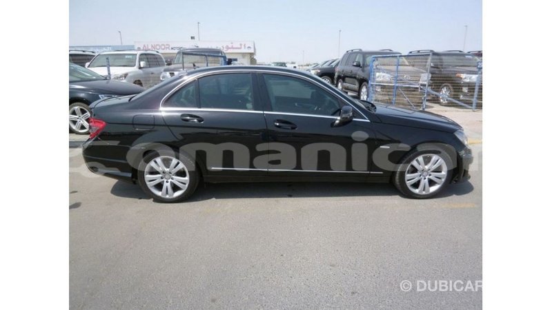 Big with watermark mercedes benz 200 dhufar import dubai 2672