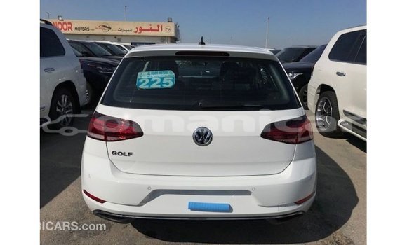 Buy Import Volkswagen Golf White Car in Import - Dubai in Dhufar Buy Import Volkswagen Golf White Car in Import - Dubai in Dhufar