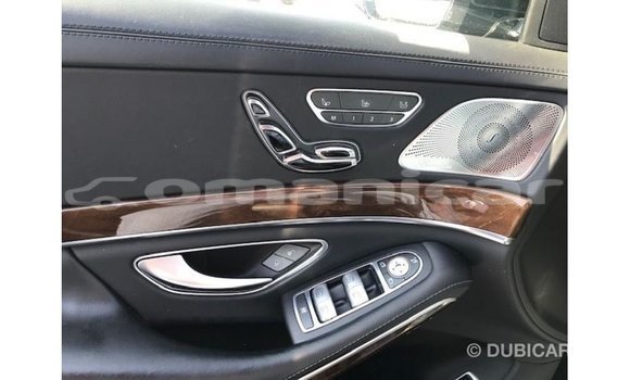 Buy Import Mercedes-Benz 190 Black Car in Import - Dubai in Dhufar Buy Import Mercedes-Benz 190 Black Car in Import - Dubai in Dhufar