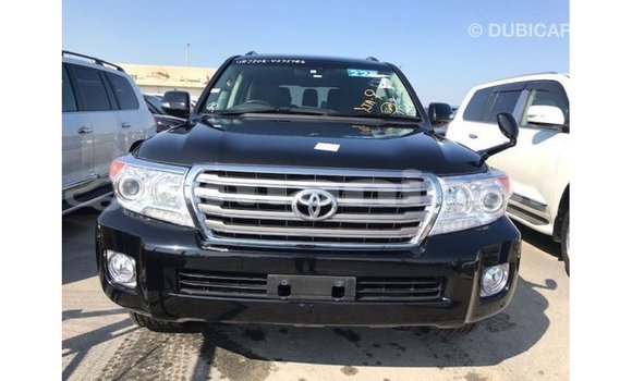 Buy Import Toyota Land Cruiser Black Car in Import - Dubai in Dhufar Buy Import Toyota Land Cruiser Black Car in Import - Dubai in Dhufar