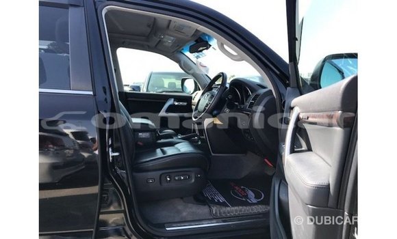 Buy Import Toyota Land Cruiser Black Car in Import - Dubai in Dhufar Buy Import Toyota Land Cruiser Black Car in Import - Dubai in Dhufar