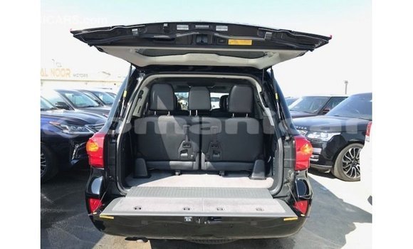 Buy Import Toyota Land Cruiser Black Car in Import - Dubai in Dhufar Buy Import Toyota Land Cruiser Black Car in Import - Dubai in Dhufar