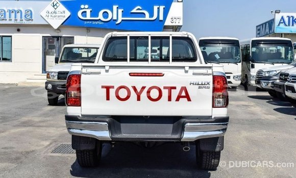 Buy Import Toyota Hilux White Car in Import - Dubai in Dhufar Buy Import Toyota Hilux White Car in Import - Dubai in Dhufar