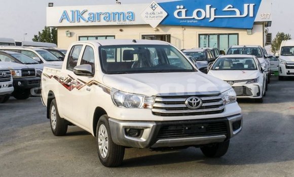 Buy Import Toyota Hilux White Car in Import - Dubai in Dhufar Buy Import Toyota Hilux White Car in Import - Dubai in Dhufar