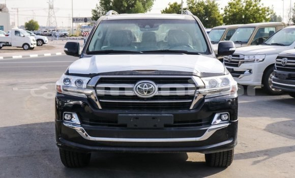 Buy Import Toyota Land Cruiser Black Car in Import - Dubai in Dhufar Buy Import Toyota Land Cruiser Black Car in Import - Dubai in Dhufar