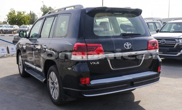 Buy Import Toyota Land Cruiser Black Car in Import - Dubai in Dhufar Buy Import Toyota Land Cruiser Black Car in Import - Dubai in Dhufar