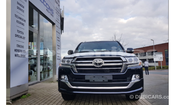 Buy Import Toyota Land Cruiser Black Car in Import - Dubai in Dhufar Buy Import Toyota Land Cruiser Black Car in Import - Dubai in Dhufar