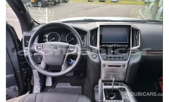 Buy Import Toyota Land Cruiser Black Car in Import - Dubai in Dhufar Buy Import Toyota Land Cruiser Black Car in Import - Dubai in Dhufar