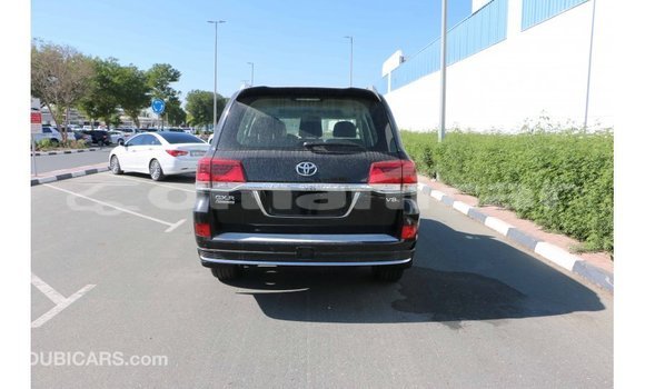 Buy Import Toyota Land Cruiser Black Car in Import - Dubai in Dhufar Buy Import Toyota Land Cruiser Black Car in Import - Dubai in Dhufar
