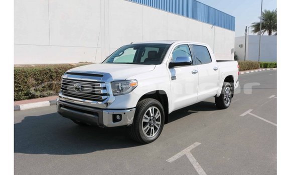 Buy Import Toyota Tundra White Car in Import - Dubai in Dhufar Buy Import Toyota Tundra White Car in Import - Dubai in Dhufar