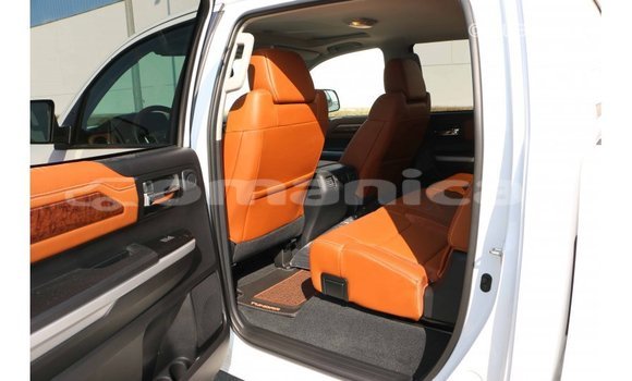 Buy Import Toyota Tundra White Car in Import - Dubai in Dhufar Buy Import Toyota Tundra White Car in Import - Dubai in Dhufar