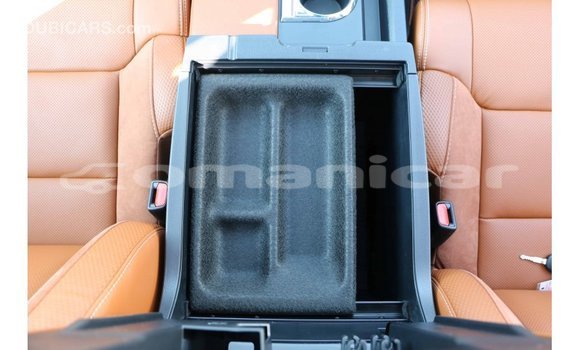 Buy Import Toyota Tundra White Car in Import - Dubai in Dhufar Buy Import Toyota Tundra White Car in Import - Dubai in Dhufar