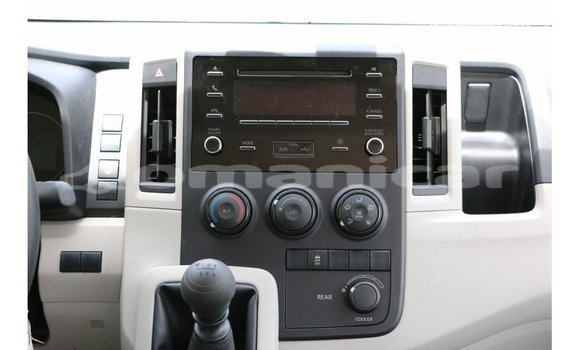 Buy Import Toyota Hiace White Car in Import - Dubai in Dhufar Buy Import Toyota Hiace White Car in Import - Dubai in Dhufar