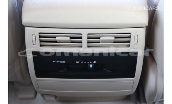 Buy Import Toyota Land Cruiser White Car in Import - Dubai in Dhufar Buy Import Toyota Land Cruiser White Car in Import - Dubai in Dhufar