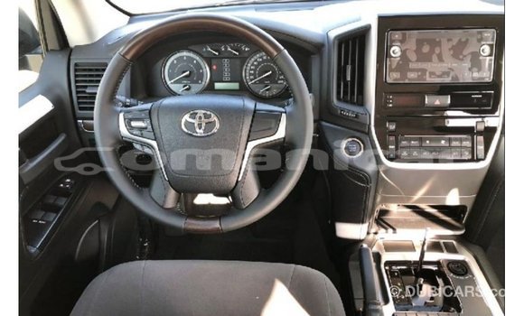 Buy Import Toyota Land Cruiser Black Car in Import - Dubai in Dhufar Buy Import Toyota Land Cruiser Black Car in Import - Dubai in Dhufar
