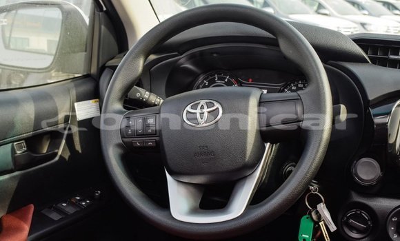 Buy Import Toyota Hilux White Car in Import - Dubai in Dhufar Buy Import Toyota Hilux White Car in Import - Dubai in Dhufar