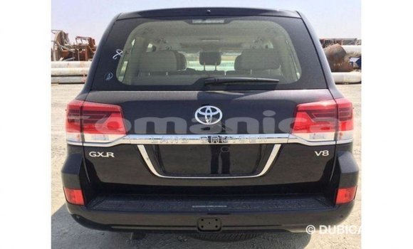Buy Import Toyota Land Cruiser Black Car in Import - Dubai in Dhufar Buy Import Toyota Land Cruiser Black Car in Import - Dubai in Dhufar