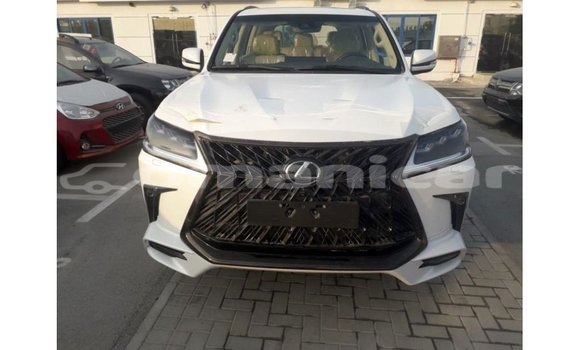 Buy Import Lexus LX White Car in Import - Dubai in Dhufar Buy Import Lexus LX White Car in Import - Dubai in Dhufar