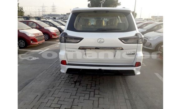 Buy Import Lexus LX White Car in Import - Dubai in Dhufar Buy Import Lexus LX White Car in Import - Dubai in Dhufar