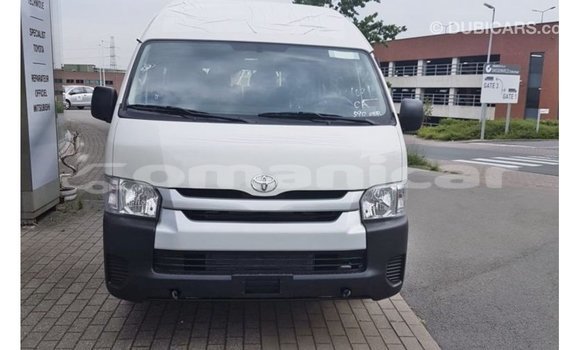Buy Import Toyota Hiace White Car in Import - Dubai in Dhufar Buy Import Toyota Hiace White Car in Import - Dubai in Dhufar