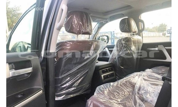 Buy Import Toyota Land Cruiser Black Car in Import - Dubai in Dhufar Buy Import Toyota Land Cruiser Black Car in Import - Dubai in Dhufar