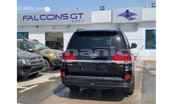 Buy Import Toyota Land Cruiser Black Car in Import - Dubai in Dhufar Buy Import Toyota Land Cruiser Black Car in Import - Dubai in Dhufar