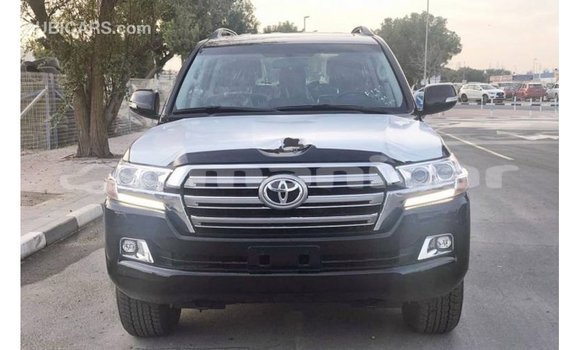 Buy Import Toyota Land Cruiser Black Car in Import - Dubai in Dhufar Buy Import Toyota Land Cruiser Black Car in Import - Dubai in Dhufar