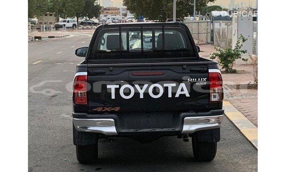 Buy Import Toyota Hilux Black Car in Import - Dubai in Dhufar Buy Import Toyota Hilux Black Car in Import - Dubai in Dhufar