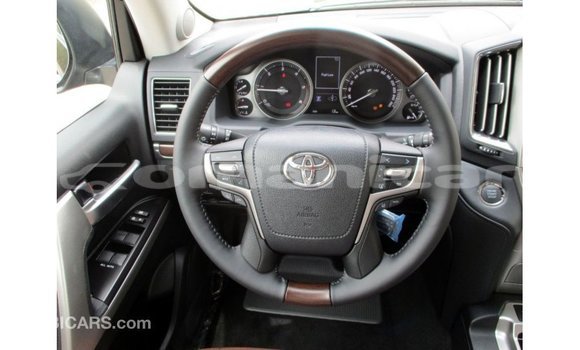 Buy Import Toyota Land Cruiser Black Car in Import - Dubai in Dhufar Buy Import Toyota Land Cruiser Black Car in Import - Dubai in Dhufar