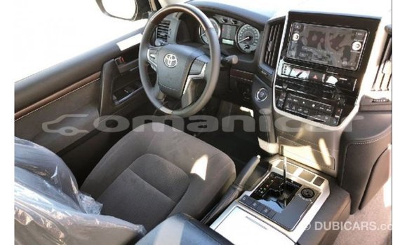 Buy Import Toyota Land Cruiser Black Car in Import - Dubai in Dhufar Buy Import Toyota Land Cruiser Black Car in Import - Dubai in Dhufar