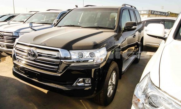 Buy Import Toyota Land Cruiser Black Car in Import - Dubai in Dhufar Buy Import Toyota Land Cruiser Black Car in Import - Dubai in Dhufar