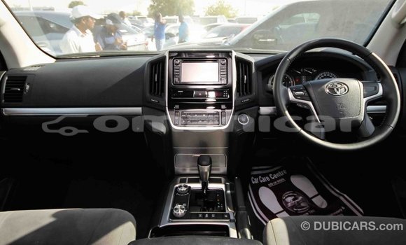 Buy Import Toyota Land Cruiser Black Car in Import - Dubai in Dhufar Buy Import Toyota Land Cruiser Black Car in Import - Dubai in Dhufar
