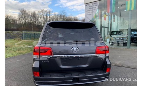 Buy Import Toyota Land Cruiser Black Car in Import - Dubai in Dhufar Buy Import Toyota Land Cruiser Black Car in Import - Dubai in Dhufar