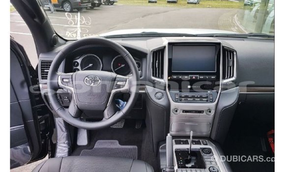 Buy Import Toyota Land Cruiser Black Car in Import - Dubai in Dhufar Buy Import Toyota Land Cruiser Black Car in Import - Dubai in Dhufar