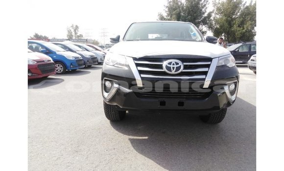 Buy Import Toyota Fortuner Black Car in Import - Dubai in Dhufar Buy Import Toyota Fortuner Black Car in Import - Dubai in Dhufar