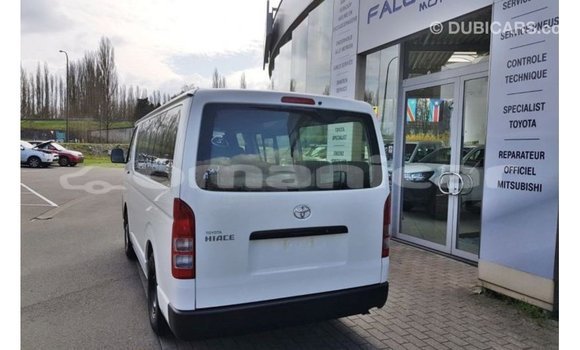 Buy Import Toyota Hiace White Car in Import - Dubai in Dhufar Buy Import Toyota Hiace White Car in Import - Dubai in Dhufar