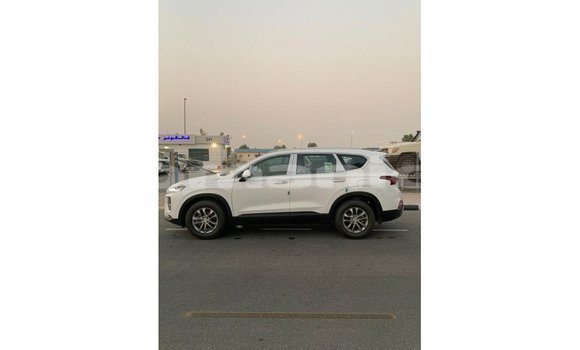 Buy Import Hyundai Santa Fe White Car in Import - Dubai in Dhufar Buy Import Hyundai Santa Fe White Car in Import - Dubai in Dhufar