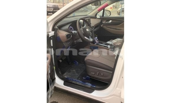 Buy Import Hyundai Santa Fe White Car in Import - Dubai in Dhufar Buy Import Hyundai Santa Fe White Car in Import - Dubai in Dhufar