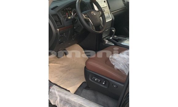 Buy Import Toyota Land Cruiser Black Car in Import - Dubai in Dhufar Buy Import Toyota Land Cruiser Black Car in Import - Dubai in Dhufar