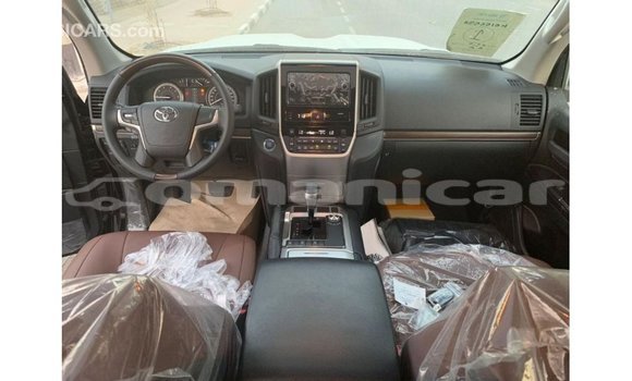 Buy Import Toyota Land Cruiser Black Car in Import - Dubai in Dhufar Buy Import Toyota Land Cruiser Black Car in Import - Dubai in Dhufar