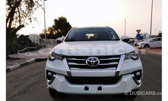 Buy Import Toyota Fortuner White Car in Import - Dubai in Dhufar Buy Import Toyota Fortuner White Car in Import - Dubai in Dhufar