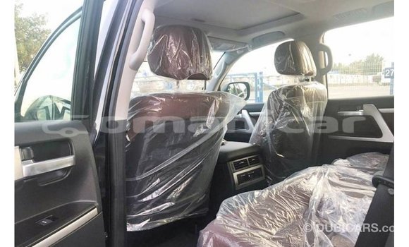 Buy Import Toyota Land Cruiser Black Car in Import - Dubai in Dhufar Buy Import Toyota Land Cruiser Black Car in Import - Dubai in Dhufar